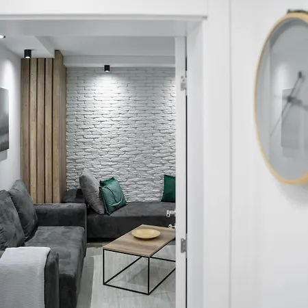 Apartment Cander *