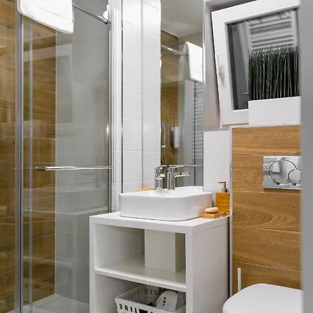 Apartment Cander