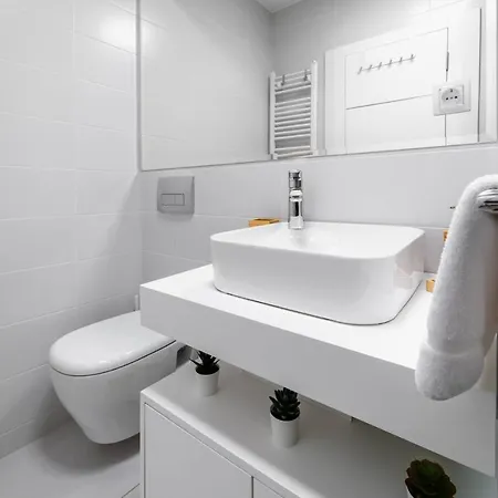 Cander Apartment